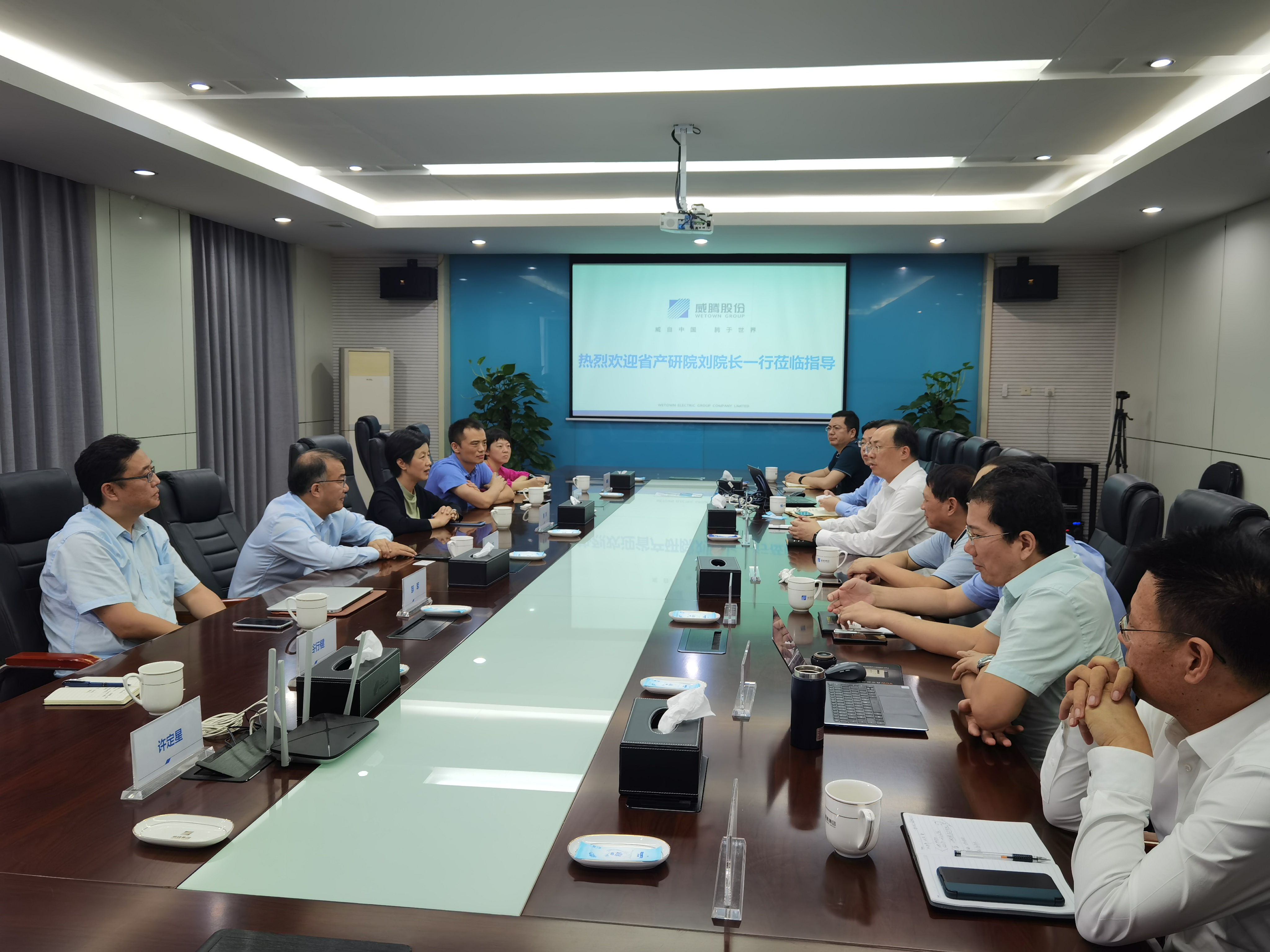 8b33a3101f6a0ffa48683ee732109ab7